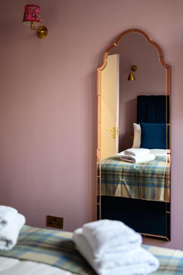 Comfortable Ground Floor Double Room Единбург Екстериор снимка